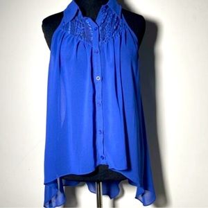 Hot & Delicious Blue Tank Top in Lace style
Royal Blue Color.
Size Small